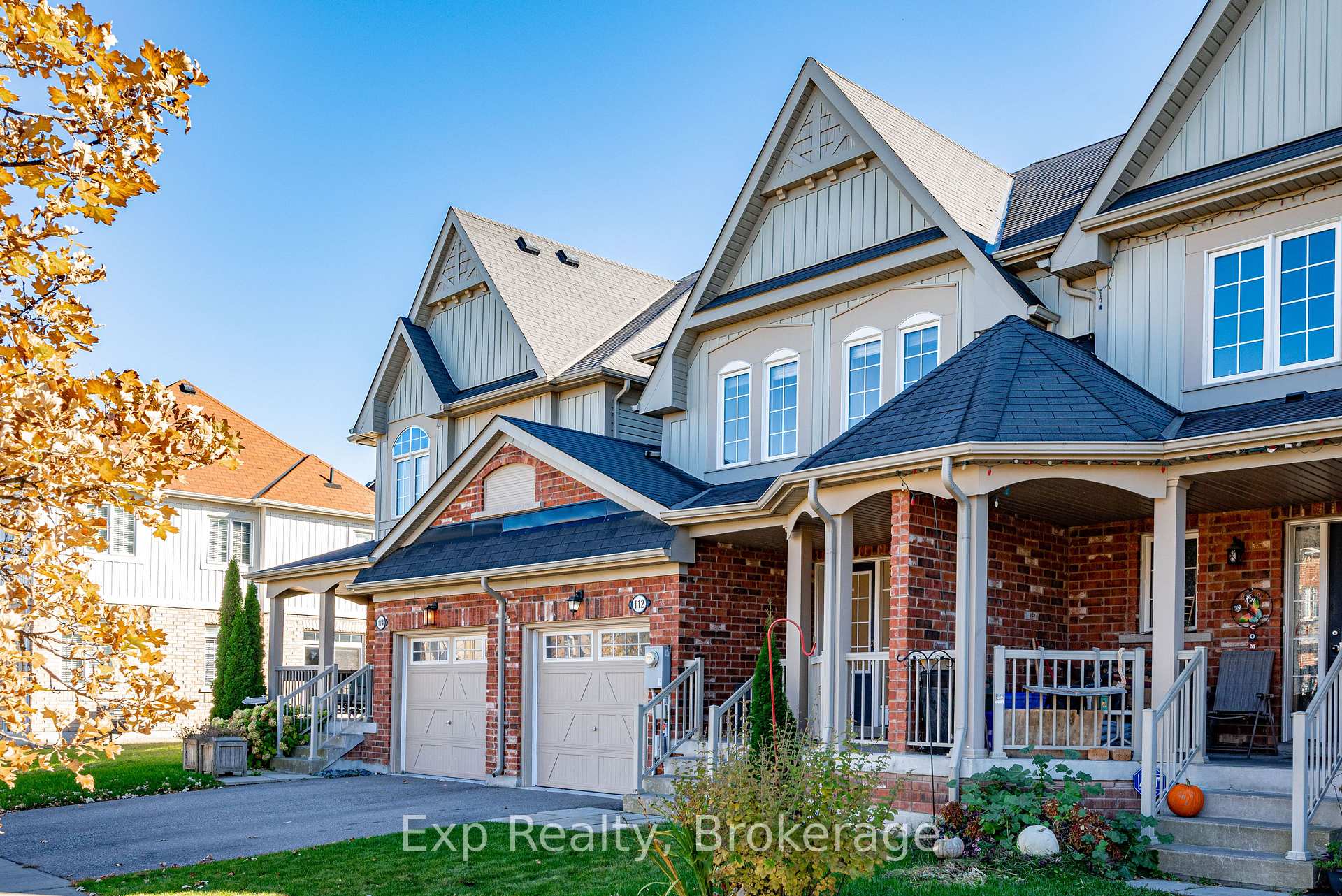 Photo 2 of 112 Richard Davies Crescent, Clarington, Bowmanville — HOMEH