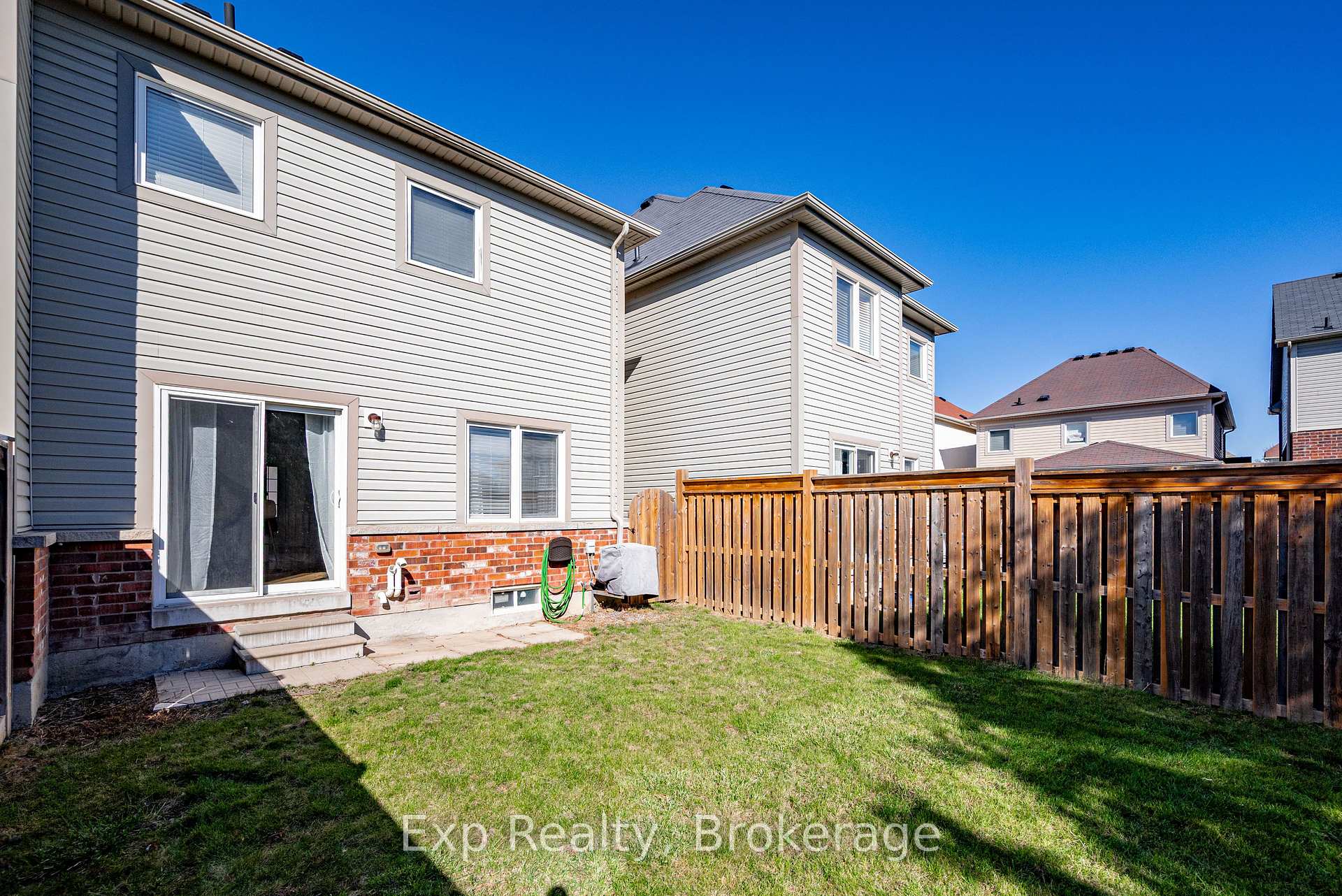 Photo 29 of 112 Richard Davies Crescent, Clarington, Bowmanville — HOMEH