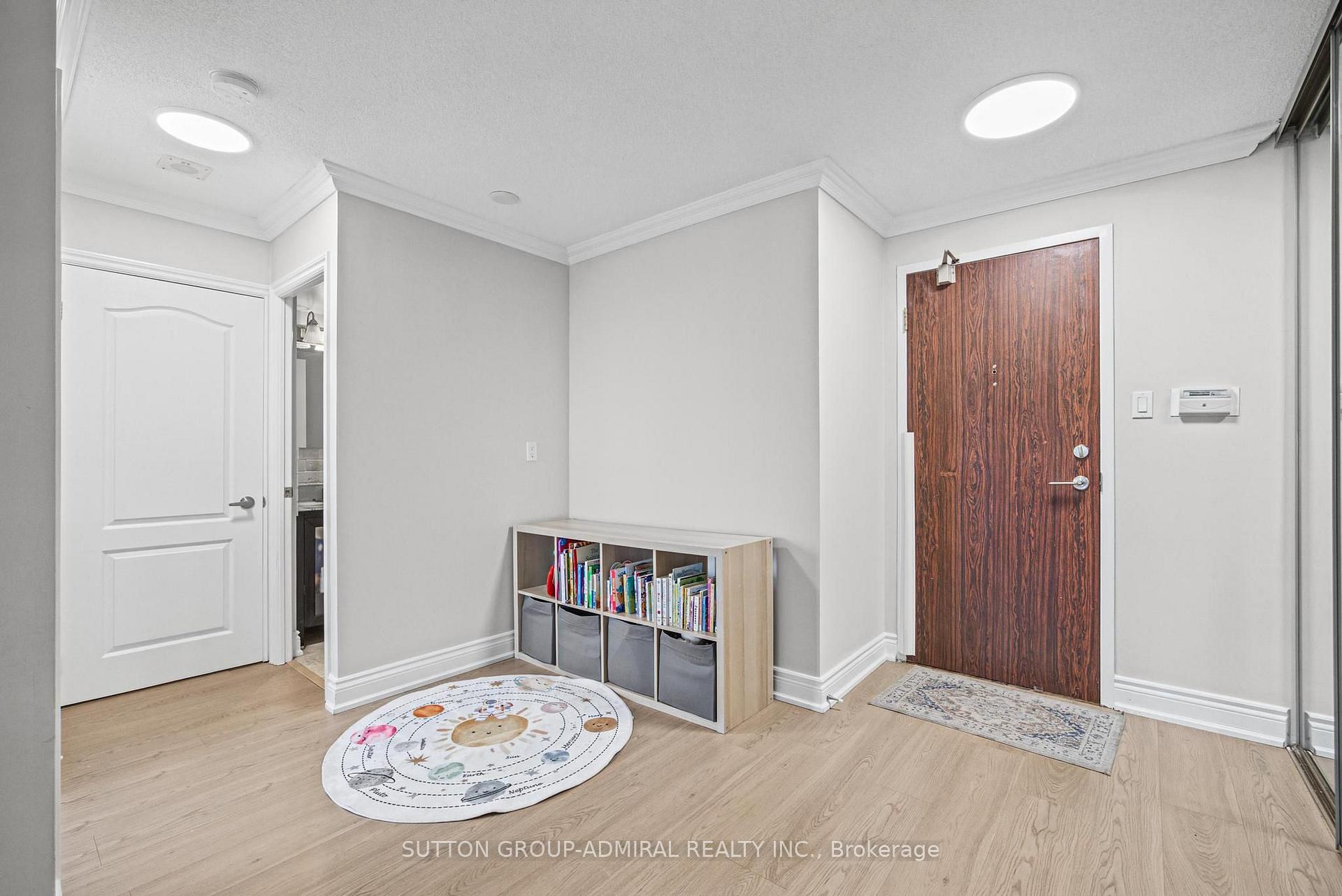 Photo 8 of Unit 1209, 7460 Bathurst Street, Vaughan, Brownridge — HOMEH