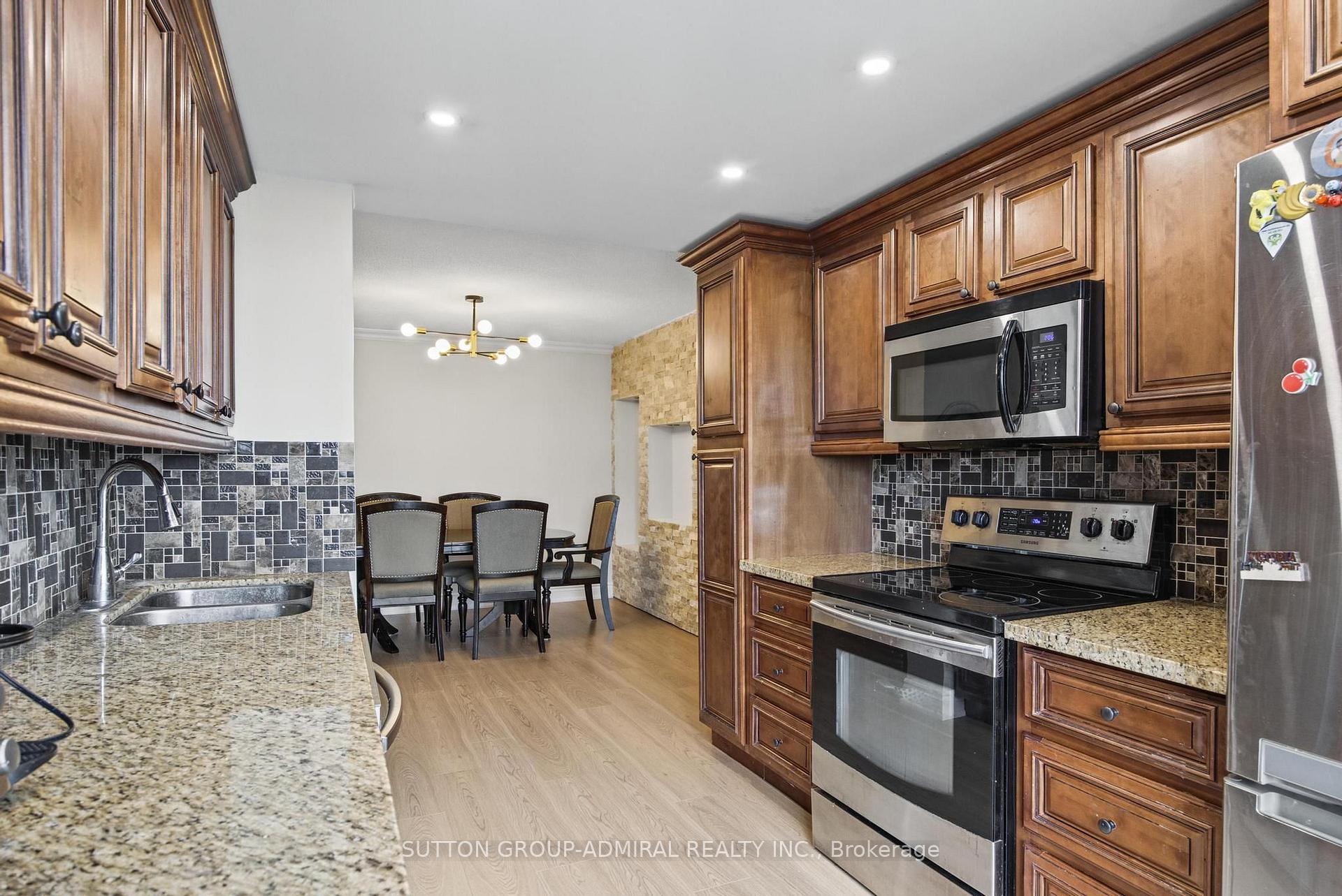 Photo 15 of Unit 1209, 7460 Bathurst Street, Vaughan, Brownridge — HOMEH