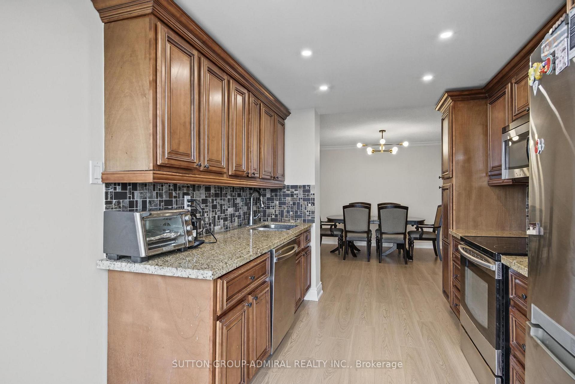 Photo 16 of Unit 1209, 7460 Bathurst Street, Vaughan, Brownridge — HOMEH