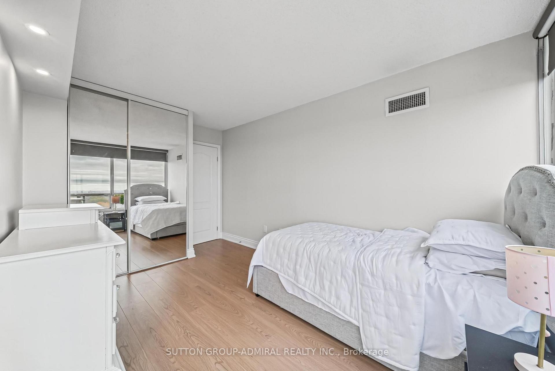 Photo 21 of Unit 1209, 7460 Bathurst Street, Vaughan, Brownridge — HOMEH