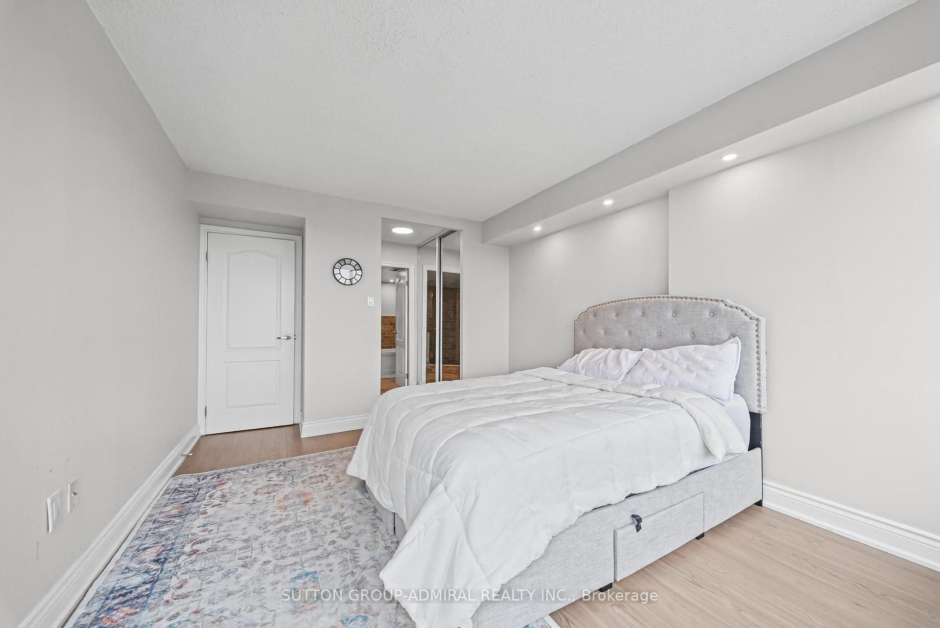 Photo 24 of Unit 1209, 7460 Bathurst Street, Vaughan, Brownridge — HOMEH