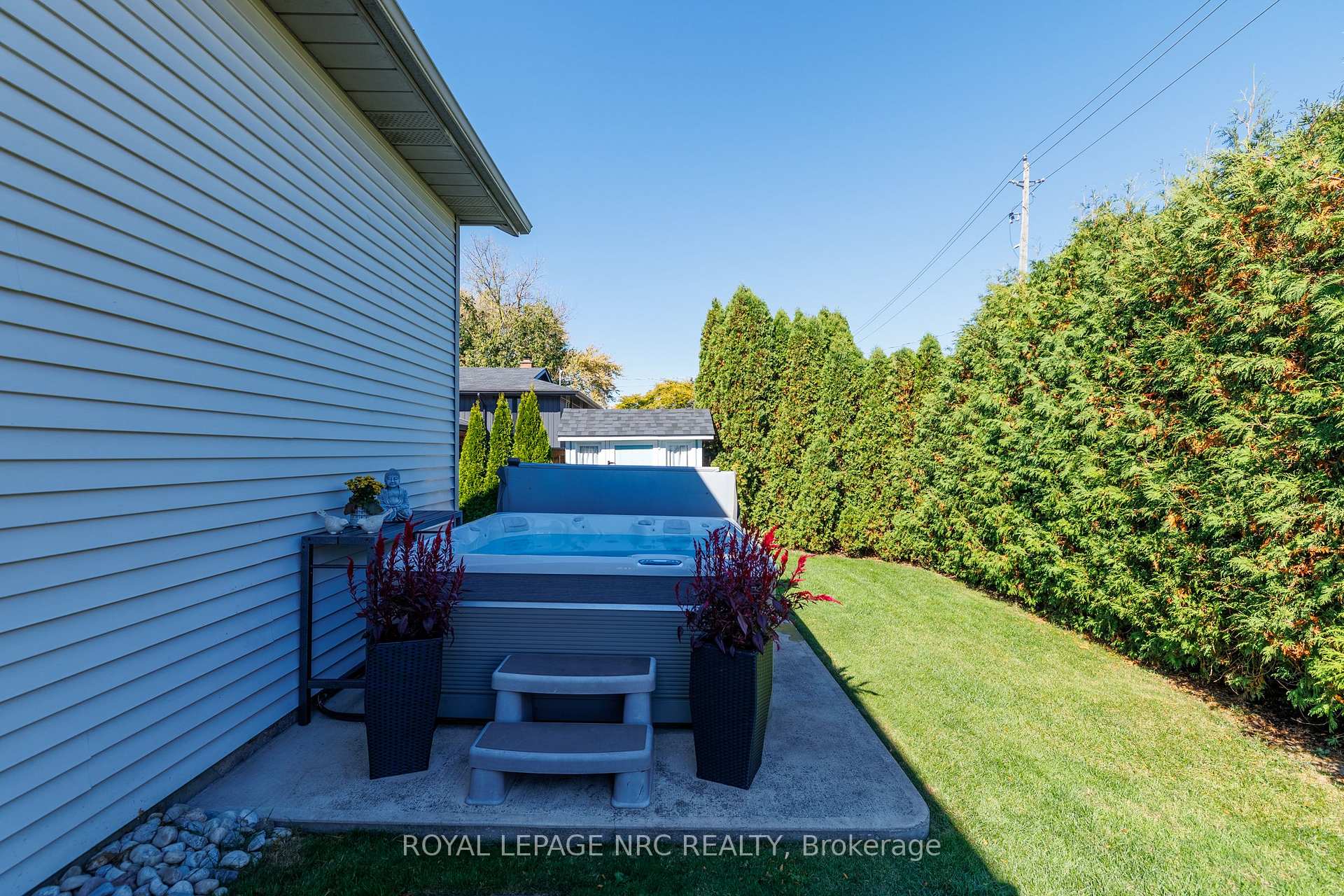 Photo 36 of 1 Bahama, St. Catharines, Bunting/Linwell — HOMEH