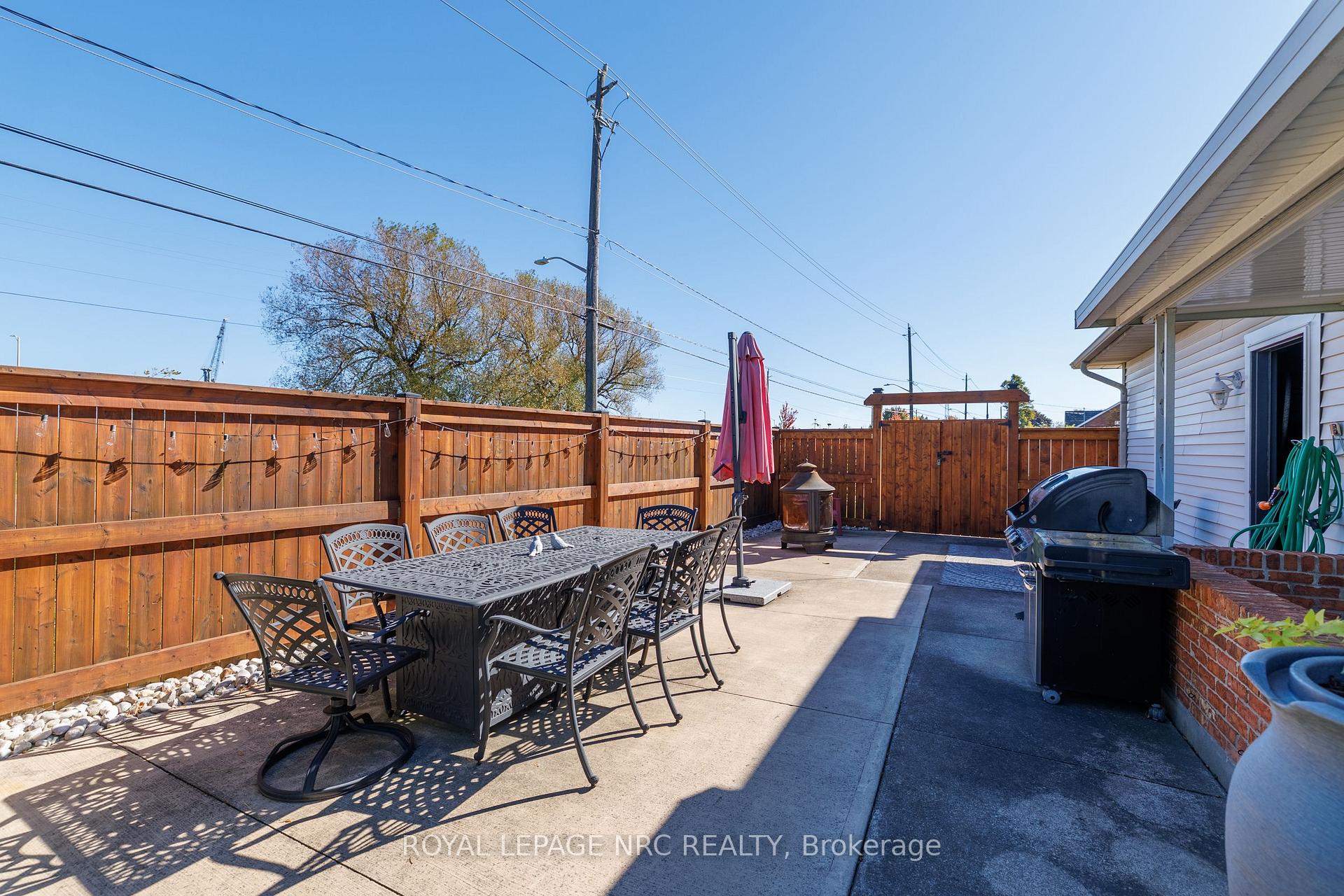 Photo 42 of 1 Bahama, St. Catharines, Bunting/Linwell — HOMEH