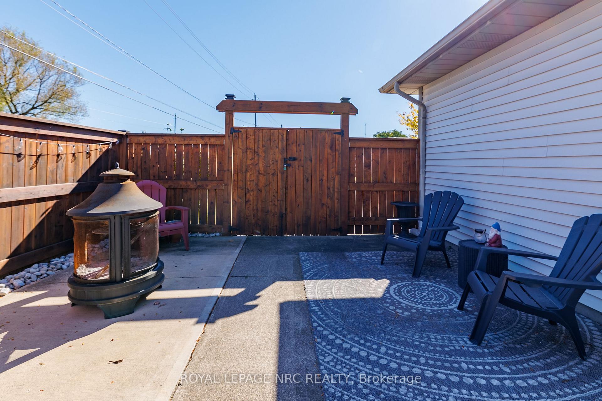 Photo 44 of 1 Bahama, St. Catharines, Bunting/Linwell — HOMEH