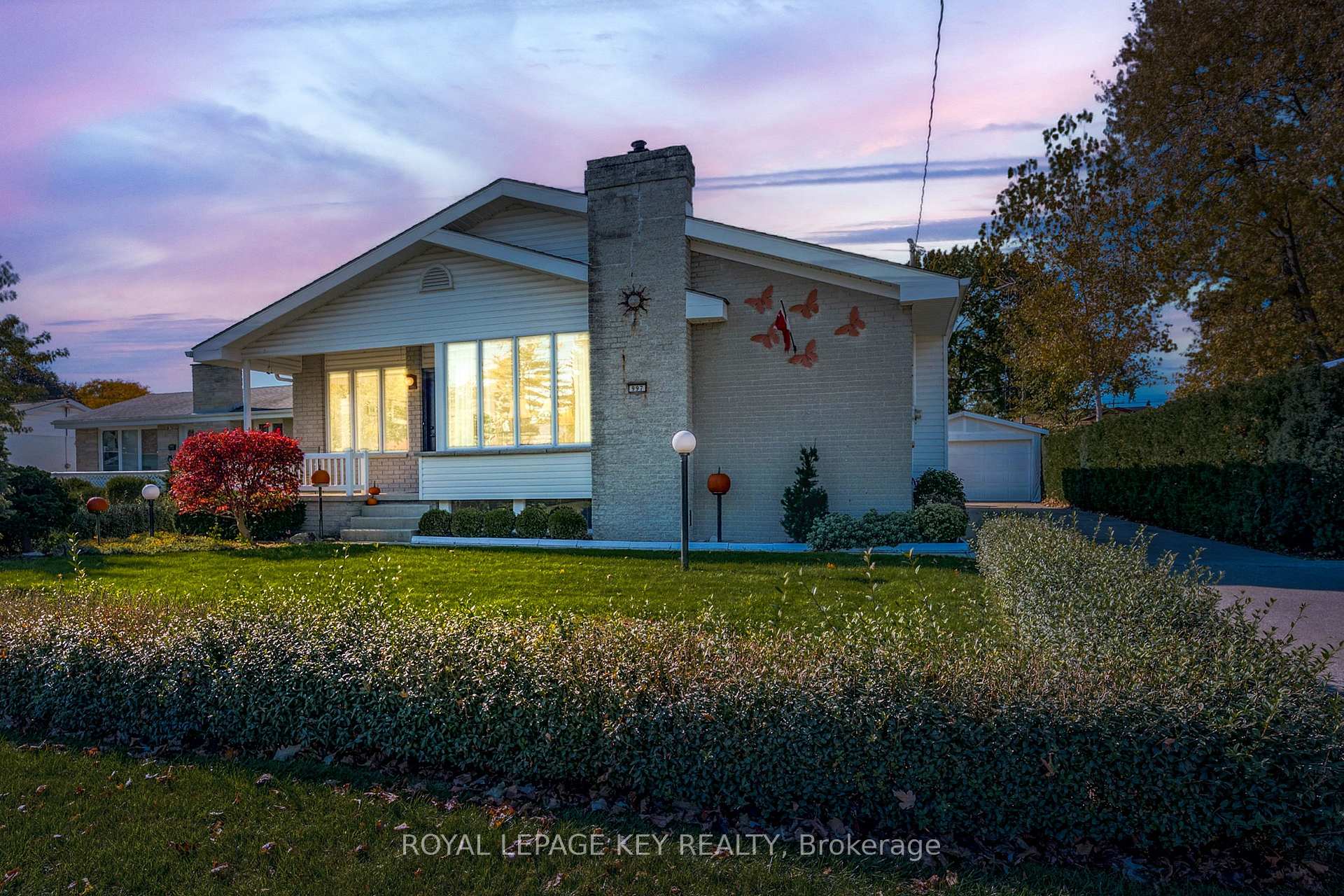Photo 41 of 997 Hollands Avenue, Sarnia — HOMEH