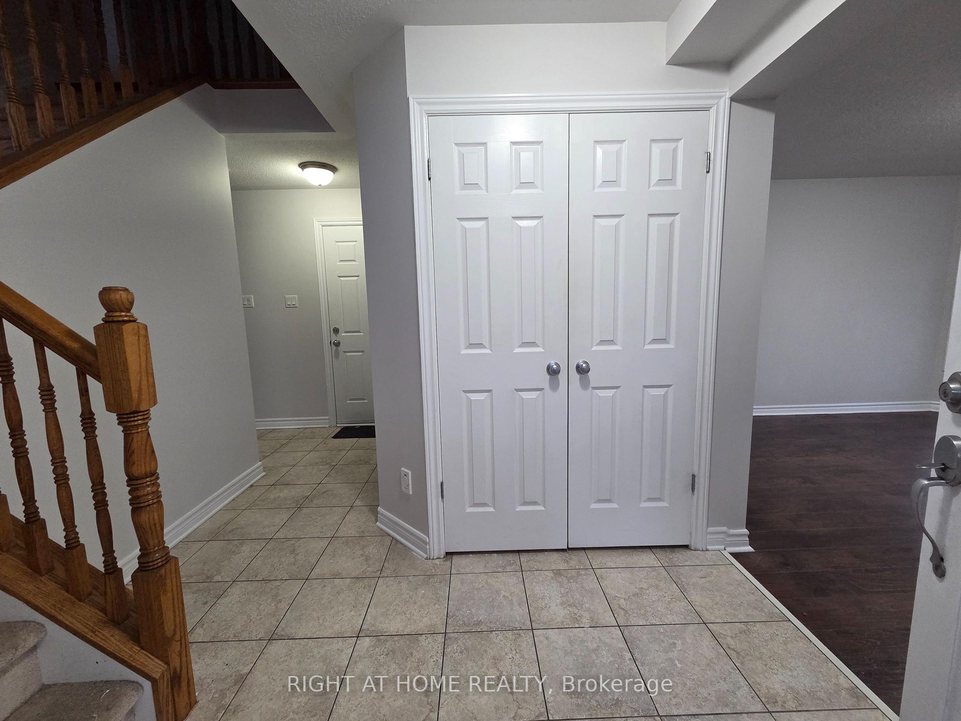 Photo 3 of 229 Leamington Way, Ottawa, Barrhaven - Strandherd — HOMEH