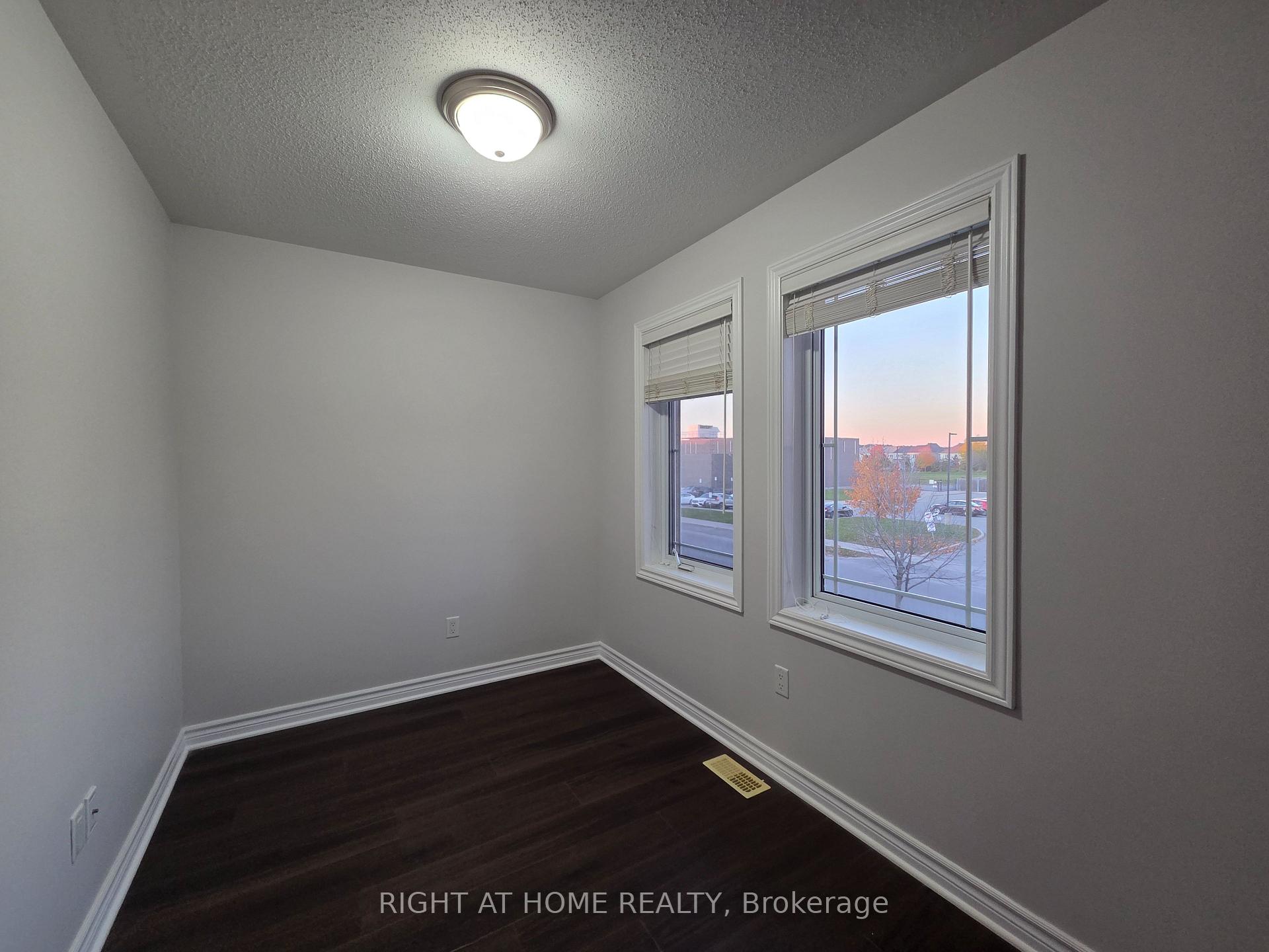 Photo 12 of 229 Leamington Way, Ottawa, Barrhaven - Strandherd — HOMEH