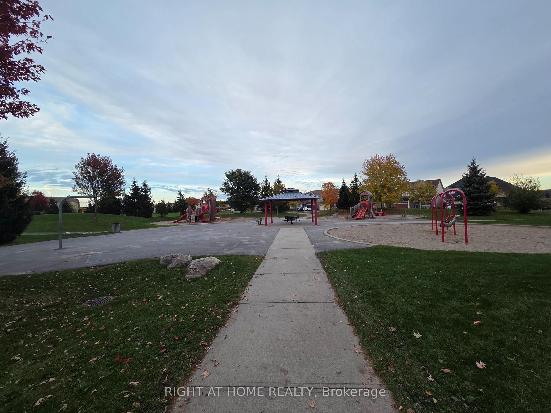 Photo 24 of 229 Leamington Way, Ottawa, Barrhaven - Strandherd — HOMEH