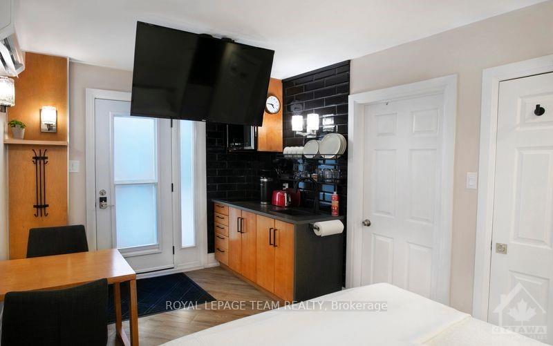 Photo 7 of Unit A, 2219 Melfort Street, Ottawa, Hawthorne Meadows — HOMEH