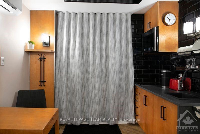 Photo 10 of Unit A, 2219 Melfort Street, Ottawa, Hawthorne Meadows — HOMEH