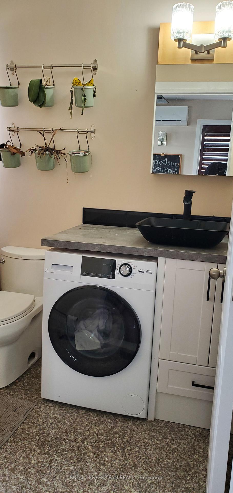 Photo 14 of Unit A, 2219 Melfort Street, Ottawa, Hawthorne Meadows — HOMEH