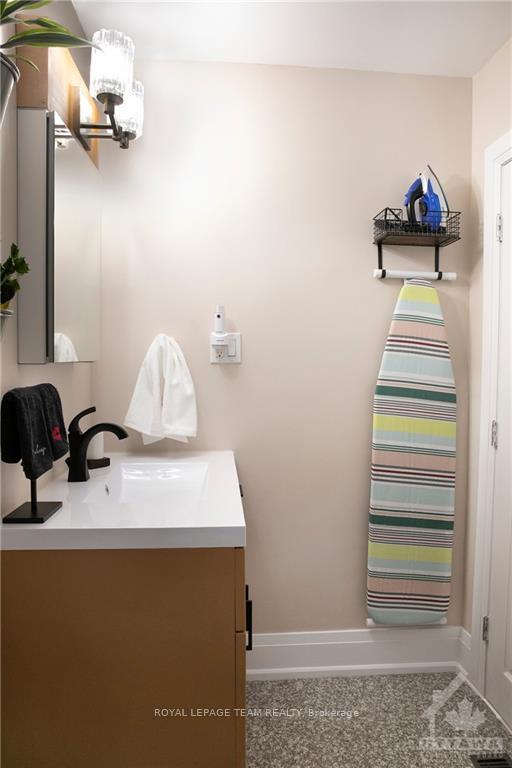 Photo 16 of Unit A, 2219 Melfort Street, Ottawa, Hawthorne Meadows — HOMEH