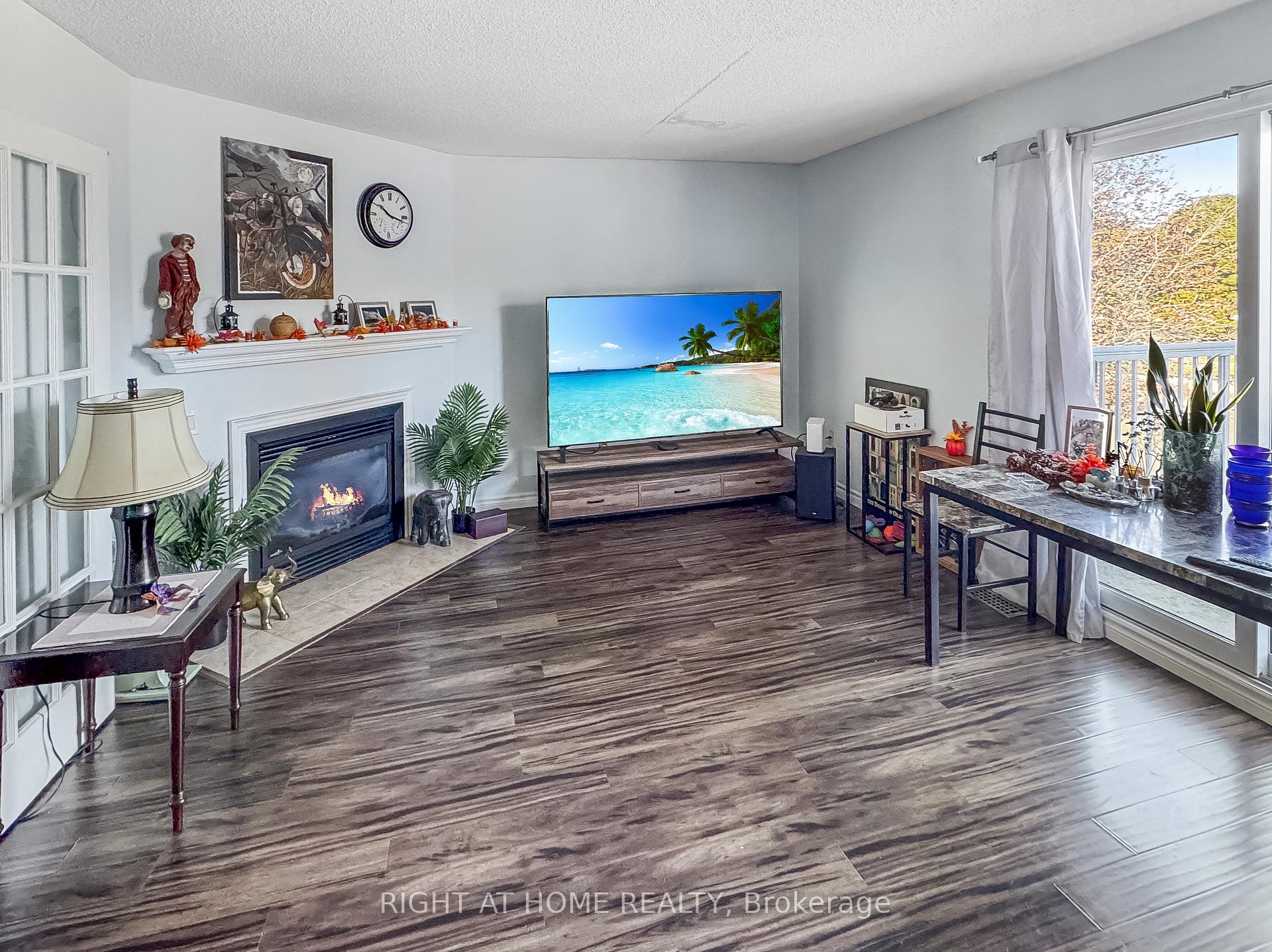 Photo 9 of Unit 37, 301 Carlow Road S, Central Elgin, Port Stanley — HOMEH