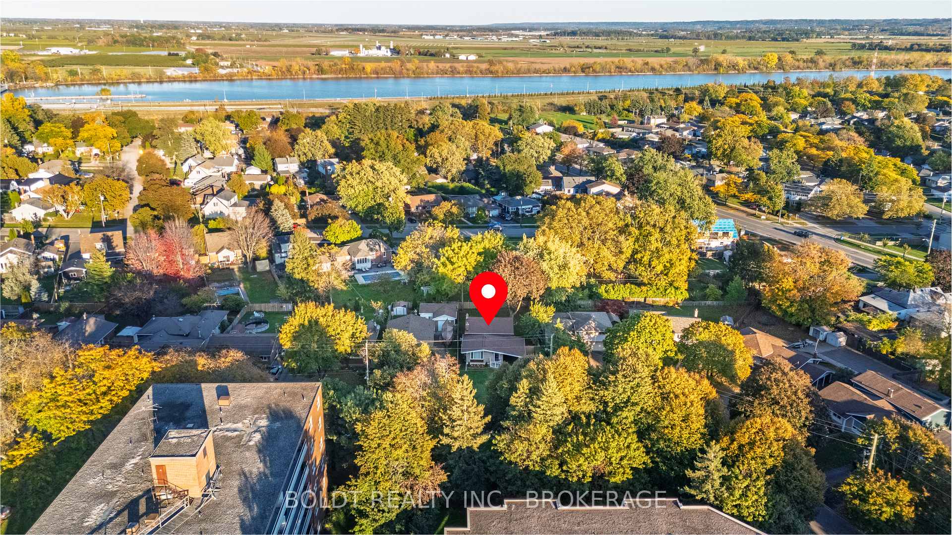 Photo 32 of 26 Leaside Drive, St. Catharines, Carlton/Bunting — HOMEH