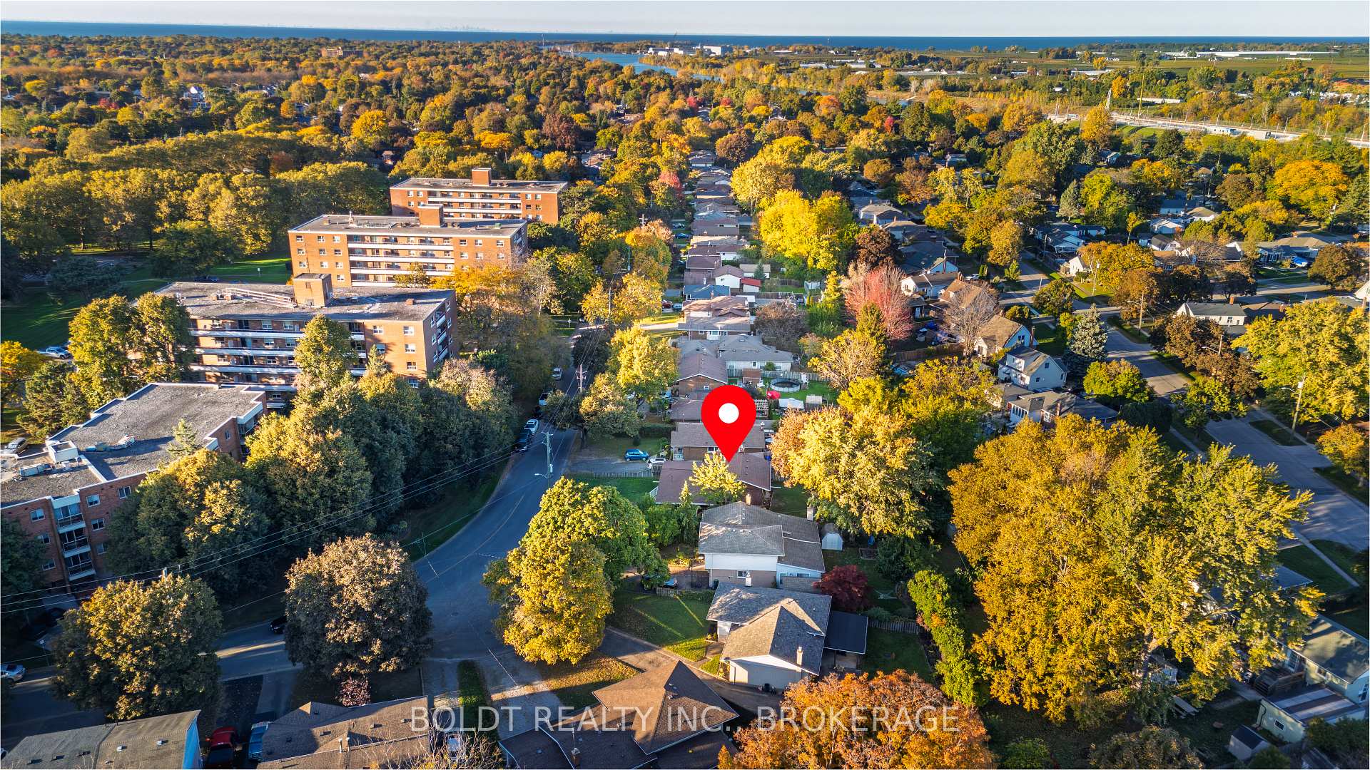 Photo 34 of 26 Leaside Drive, St. Catharines, Carlton/Bunting — HOMEH