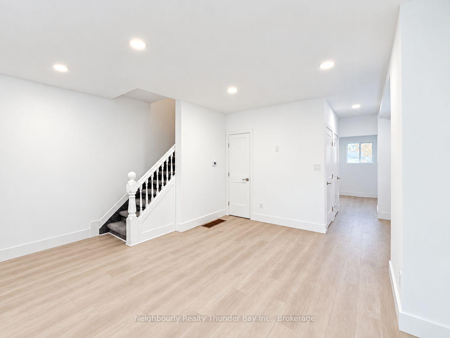 Photo 2 of 219 Secord Street, Thunder Bay, Court / Cumberland — HOMEH