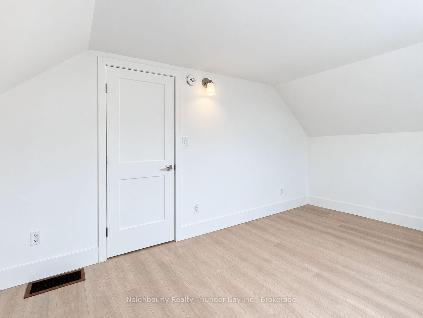 Photo 24 of 219 Secord Street, Thunder Bay, Court / Cumberland — HOMEH