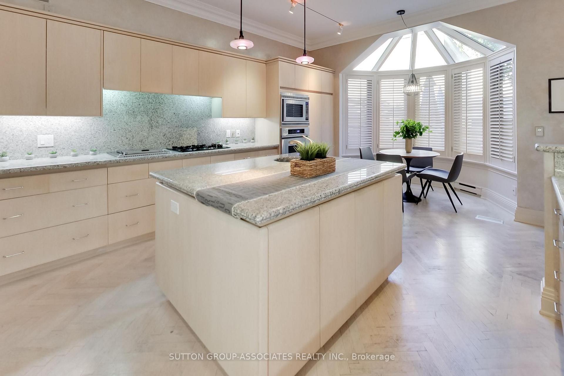 Photo 46 of 48 Lowther Avenue, Toronto, The Annex — HOMEH