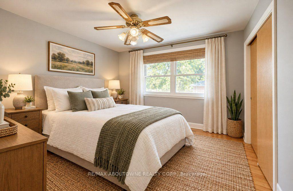 Photo 12 of 3143 South Drive, Burlington, Roseland — HOMEH
