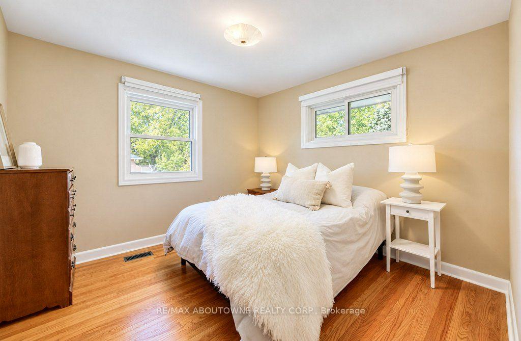 Photo 13 of 3143 South Drive, Burlington, Roseland — HOMEH
