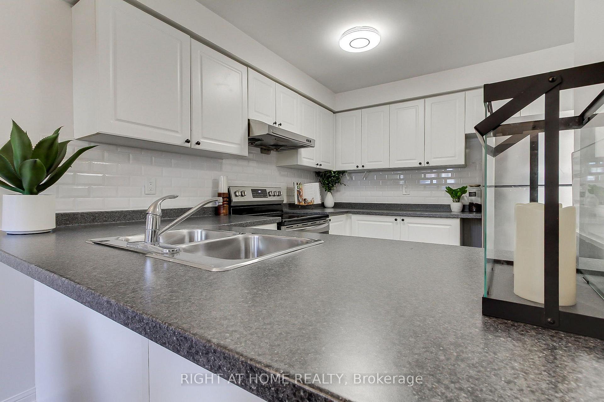 Photo 11 of 371 Ferndale Drive, Barrie, Ardagh — HOMEH