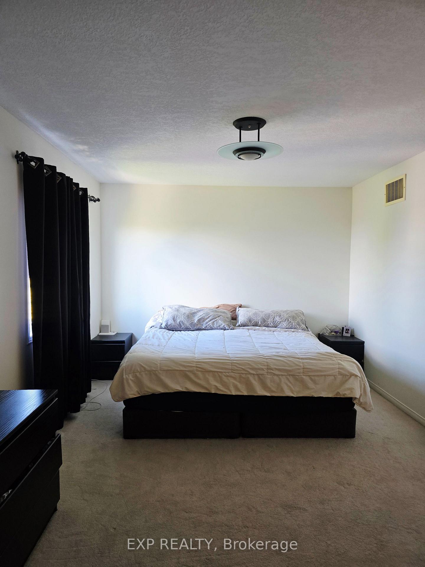Photo 7 of 67 Bloomington Drive, Cambridge, Little's Corners — HOMEH