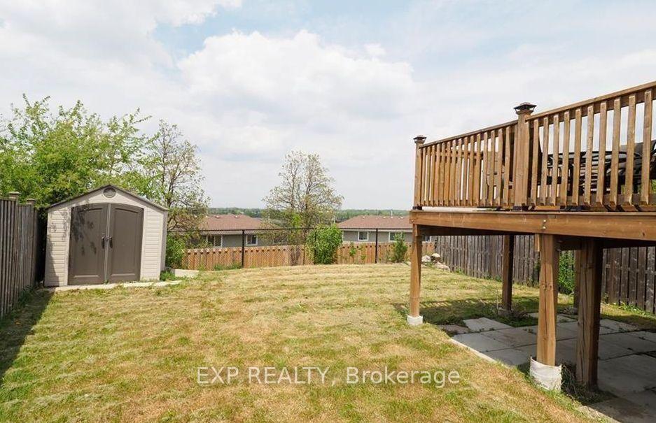 Photo 14 of 67 Bloomington Drive, Cambridge, Little's Corners — HOMEH