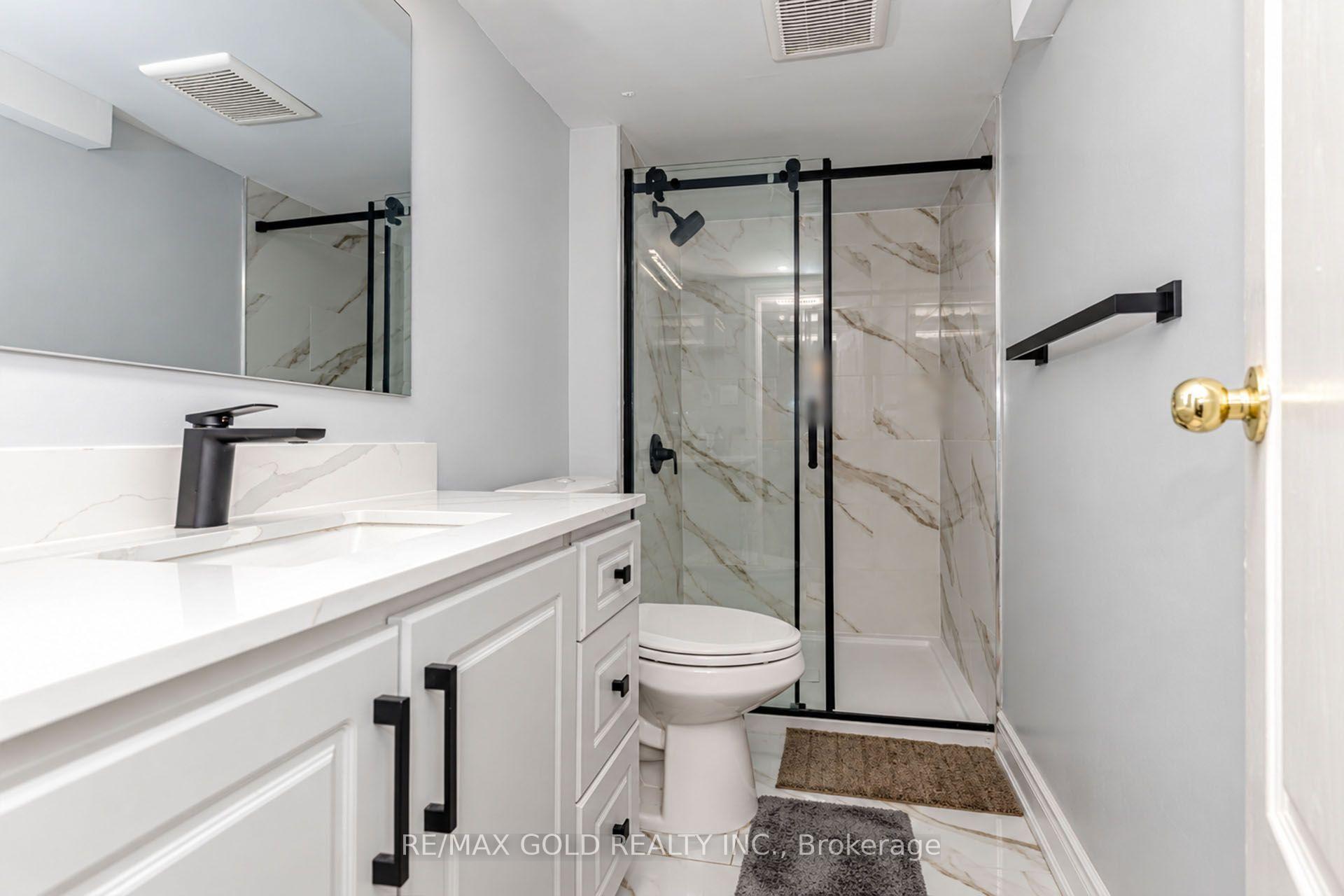 Photo 28 of 7262 Sigsbee Drive, Mississauga, Malton — HOMEH