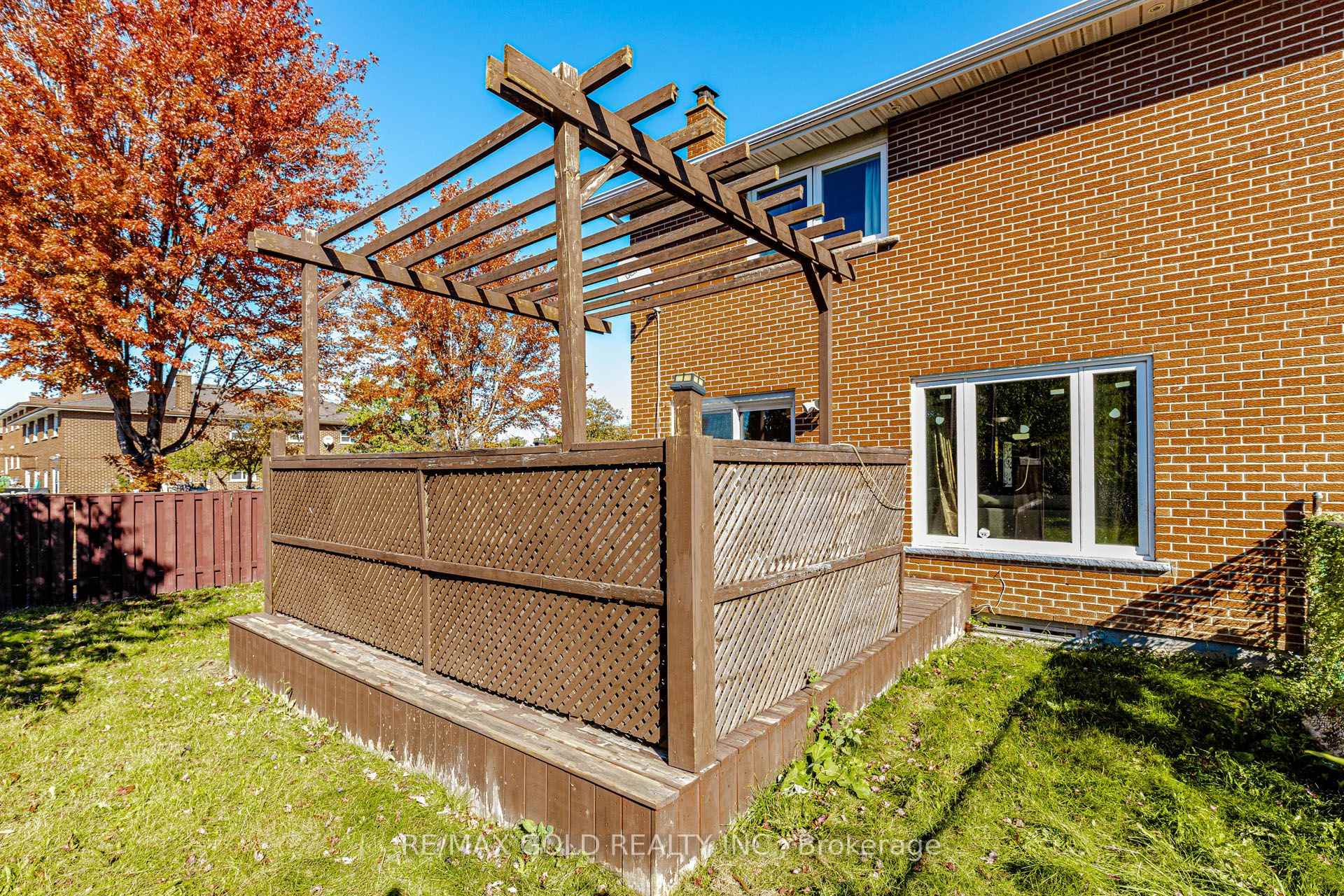 Photo 32 of 7262 Sigsbee Drive, Mississauga, Malton — HOMEH