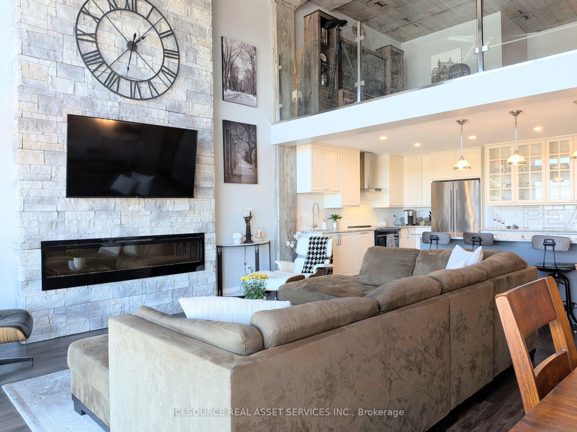 Photo 8 of Unit 404, 2175 Wyandotte Street E, Windsor — HOMEH
