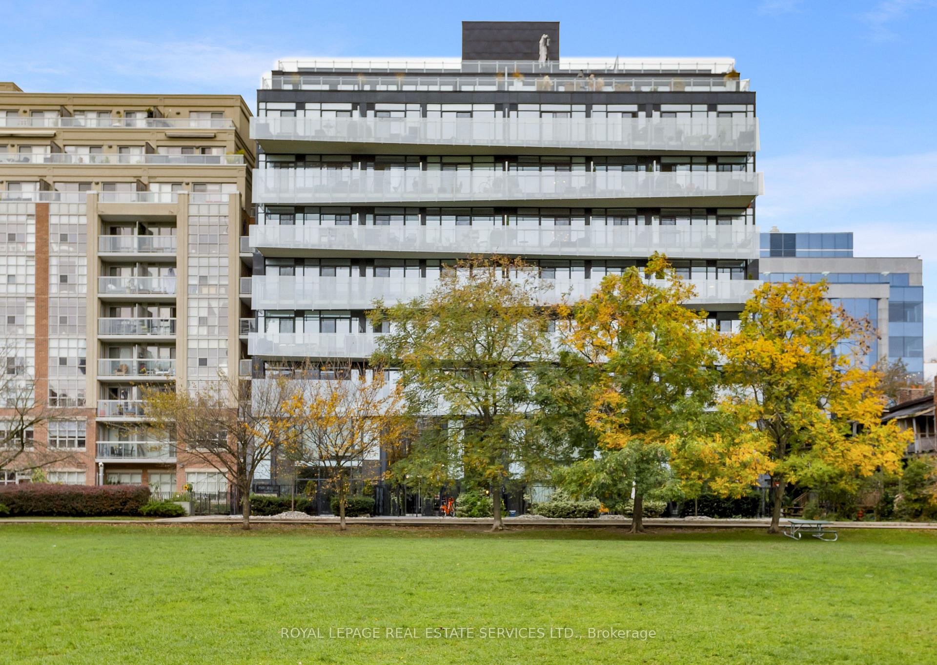 Front of Unit 501, 25 Stafford Street