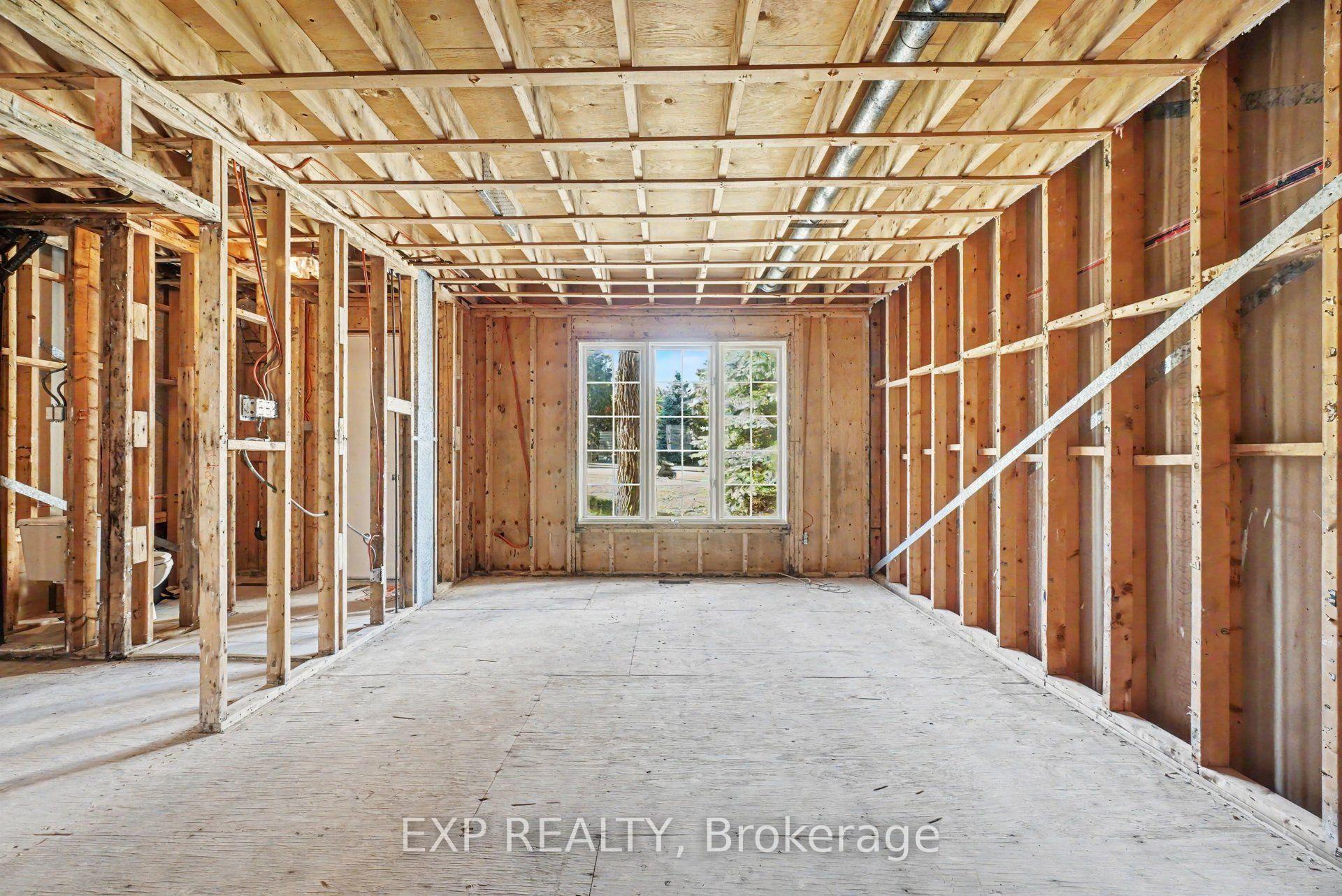 Photo 10 of Unit 20, 2300 Ogilvie Road, Ottawa, Beaconwood — HOMEH