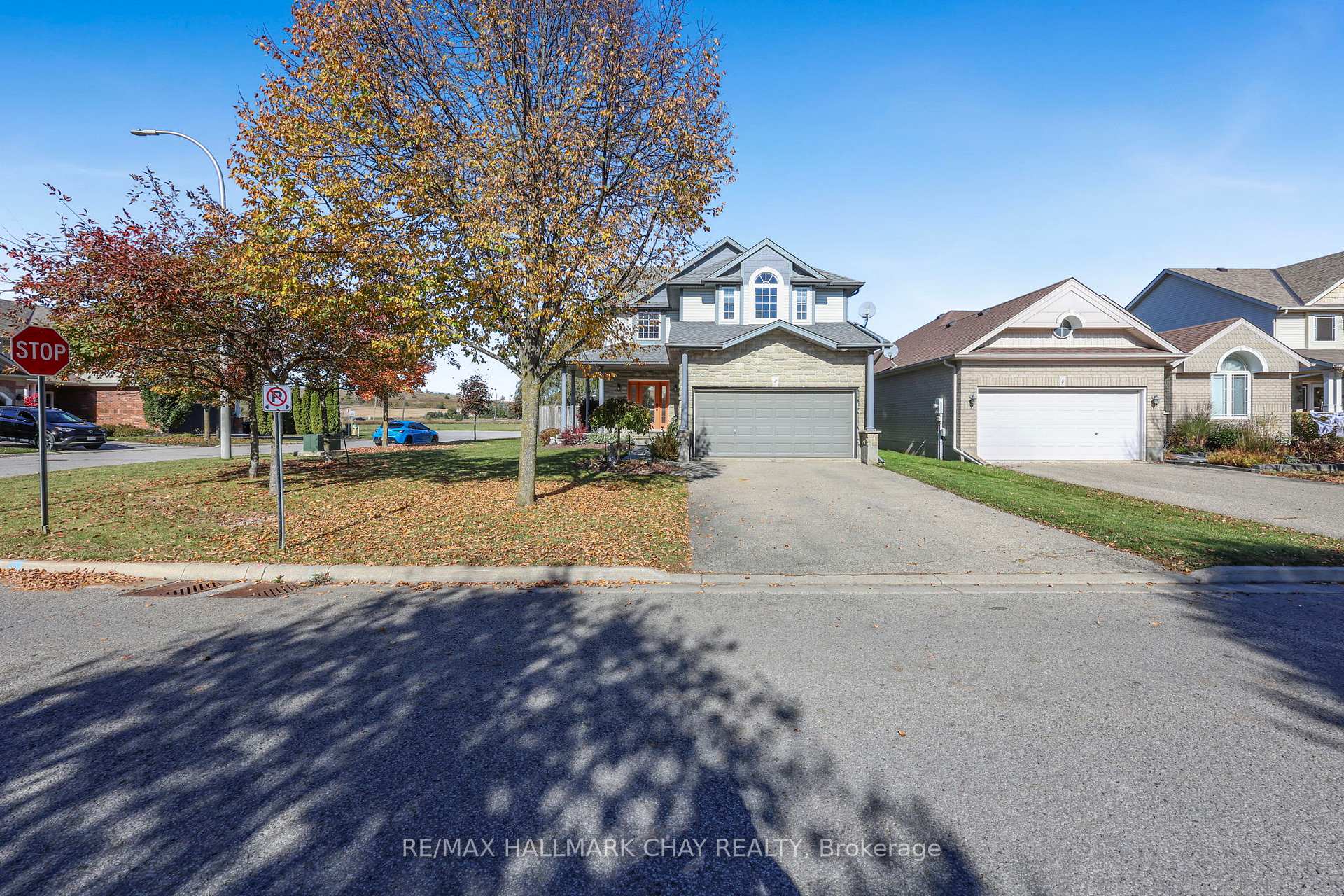 Photo 4 of 2 Shephard Avenue, New Tecumseth, Alliston — HOMEH