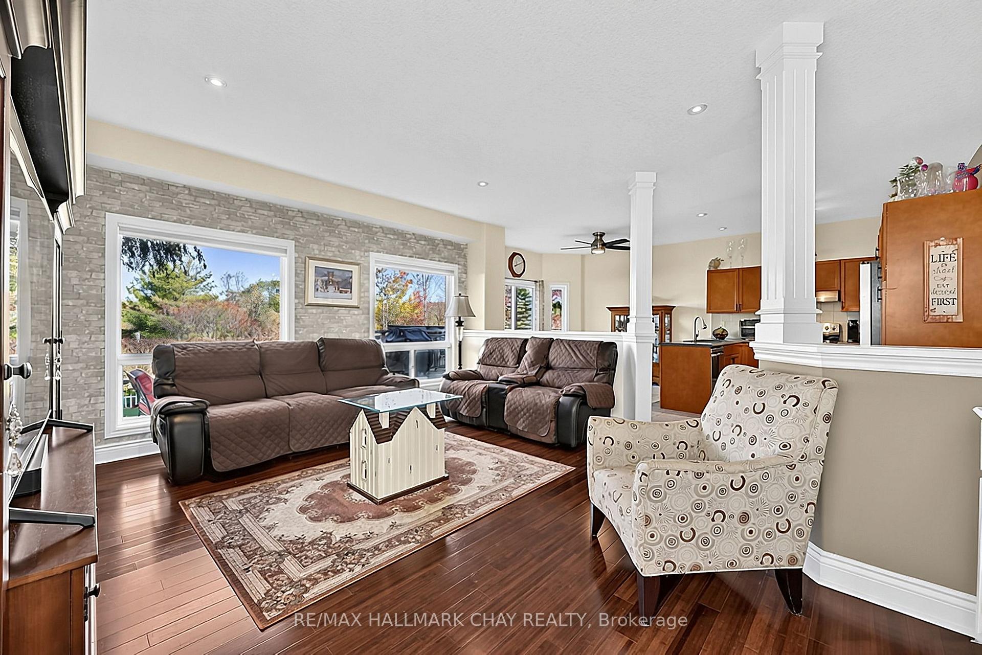 Photo 14 of 2 Shephard Avenue, New Tecumseth, Alliston — HOMEH