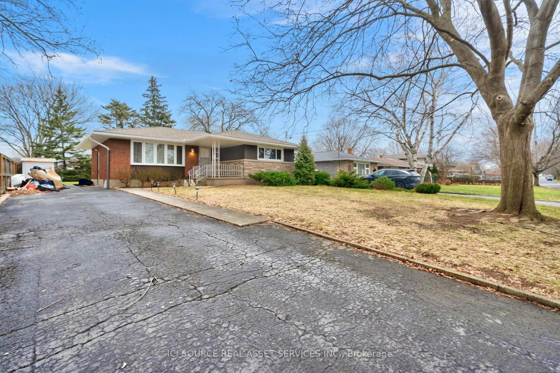 Photo 5 of Unit Lower, 78 Leaside Drive, St. Catharines, Carlton/Bunting — HOMEH
