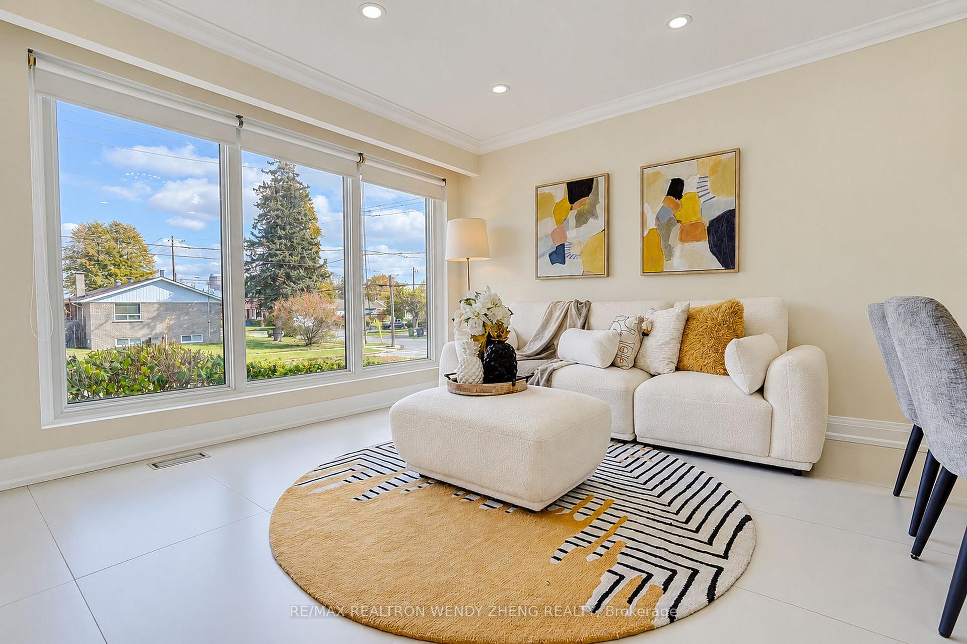 Photo 2 of 4 Amethyst Road, Scarborough, Tam O'Shanter-Sullivan — HOMEH