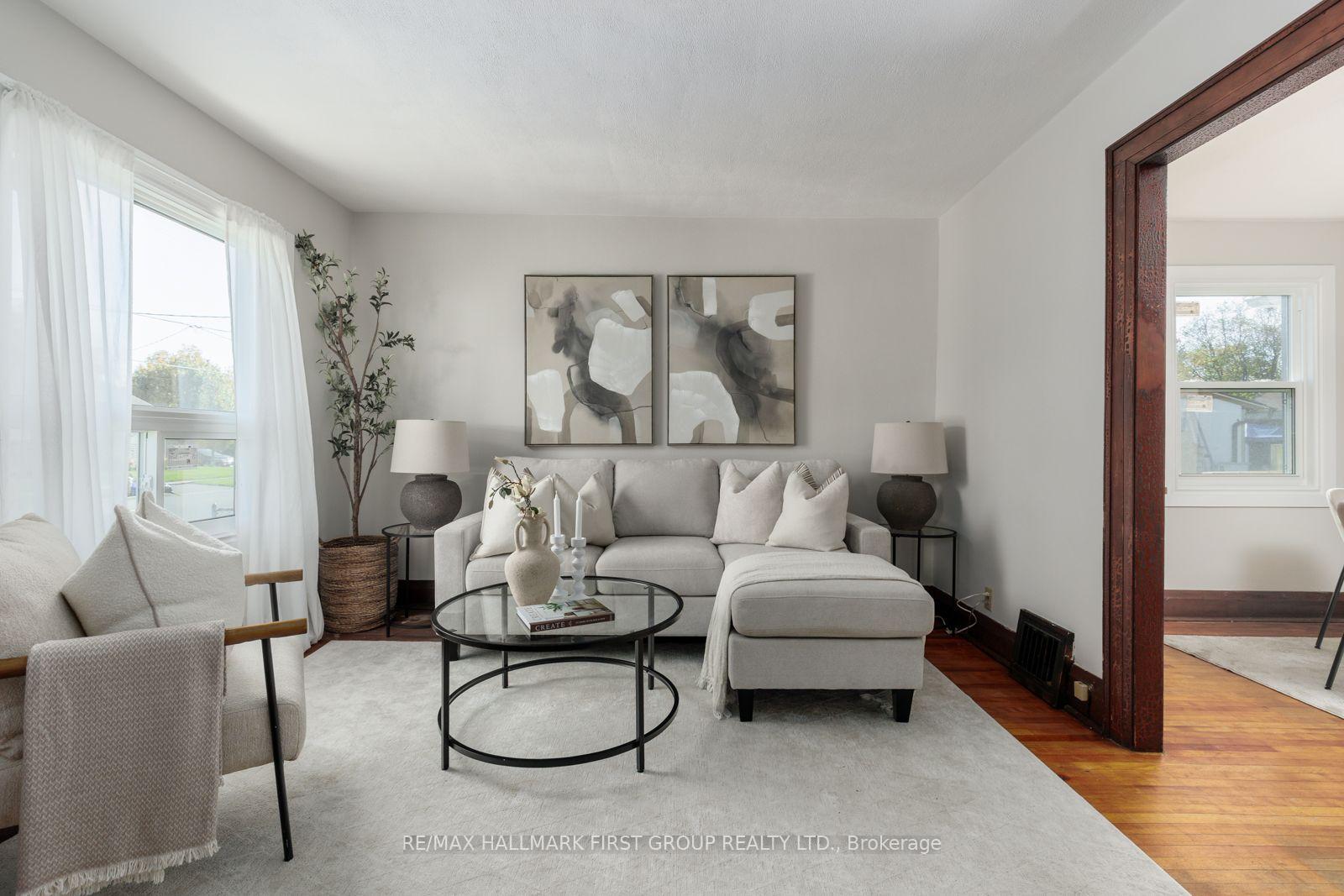 Photo 5 of 350 Oshawa Boulevard S, Oshawa, Central — HOMEH