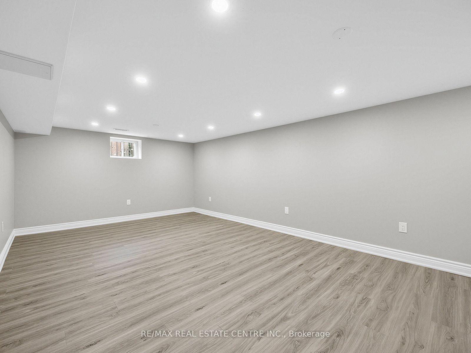 Photo 4 of 14 Flora Drive, Scarborough, Dorset Park — HOMEH