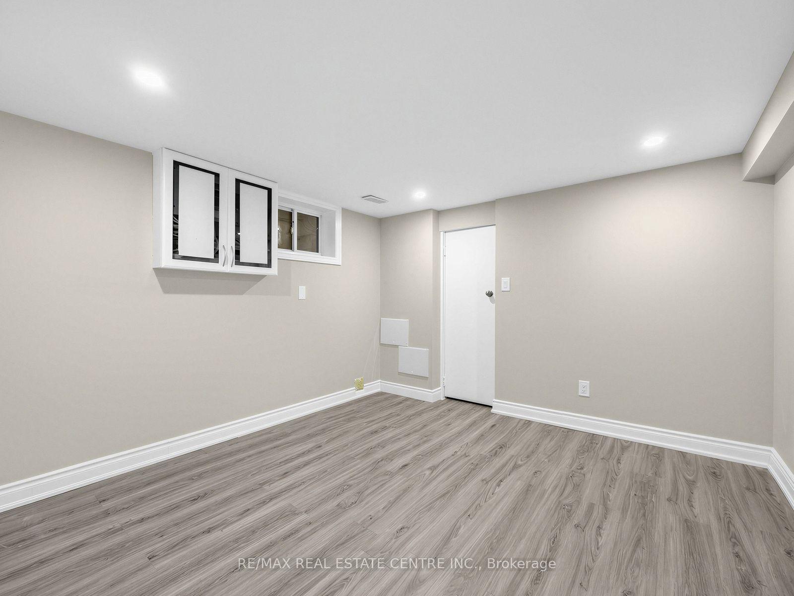 Photo 16 of 14 Flora Drive, Scarborough, Dorset Park — HOMEH