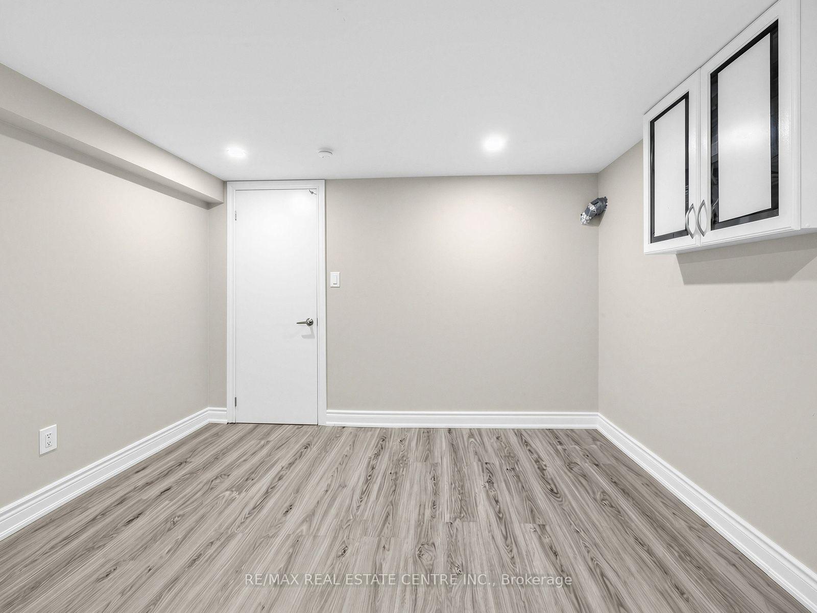 Photo 18 of 14 Flora Drive, Scarborough, Dorset Park — HOMEH