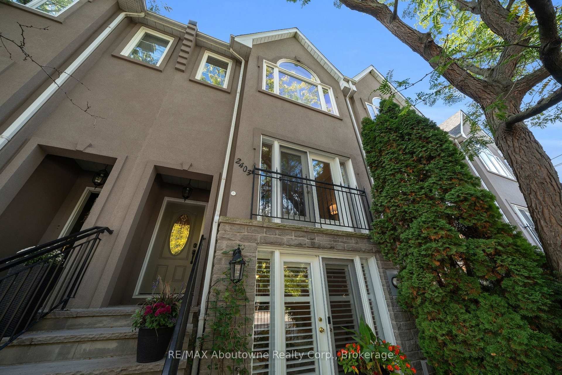 Photo of 2403 Marine Drive