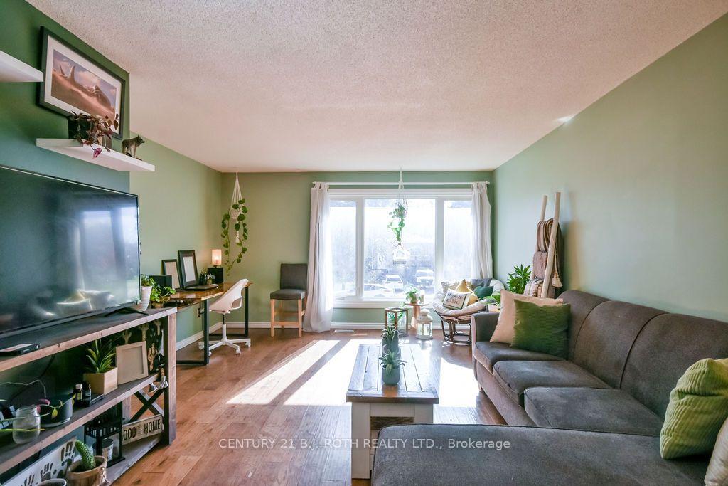 Photo 7 of 38 Charlbrook Avenue, Barrie, Cundles East — HOMEH