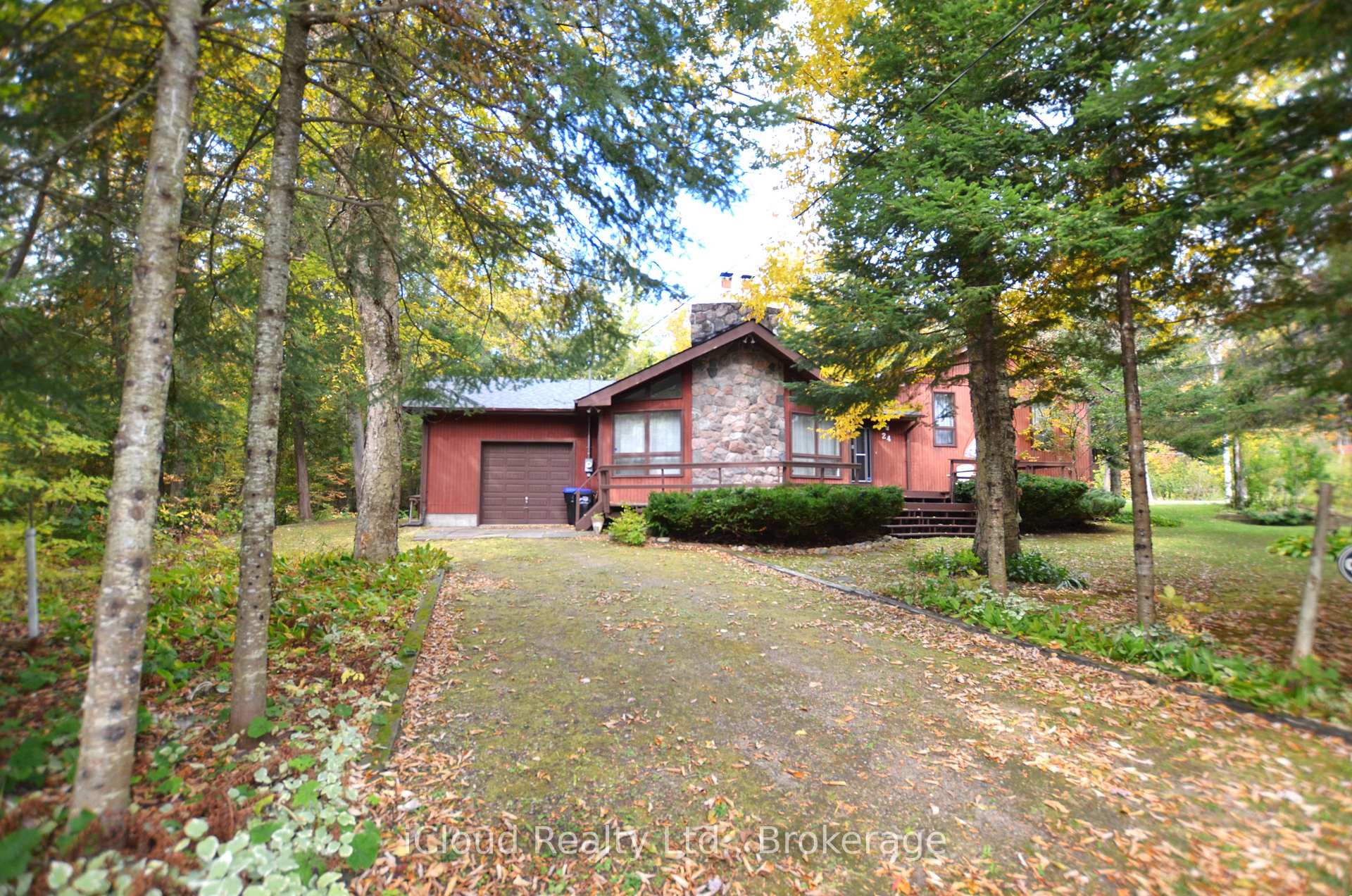 Photo of 24 Montcalm Crescent