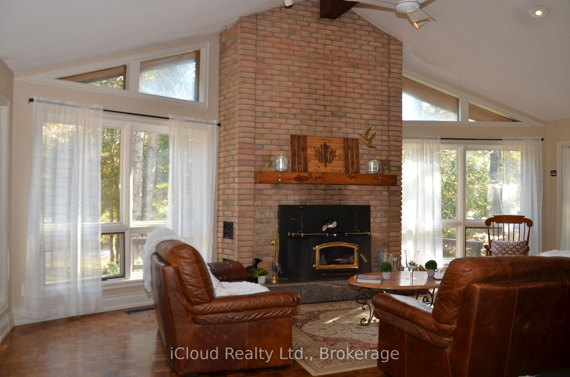 Photo 8 of 24 Montcalm Crescent, Tiny, Rural Tiny — HOMEH