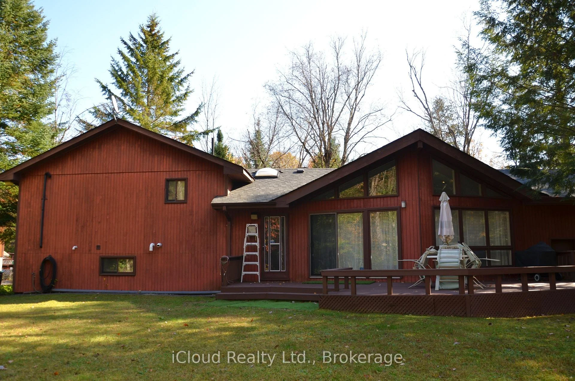 Photo 46 of 24 Montcalm Crescent, Tiny, Rural Tiny — HOMEH