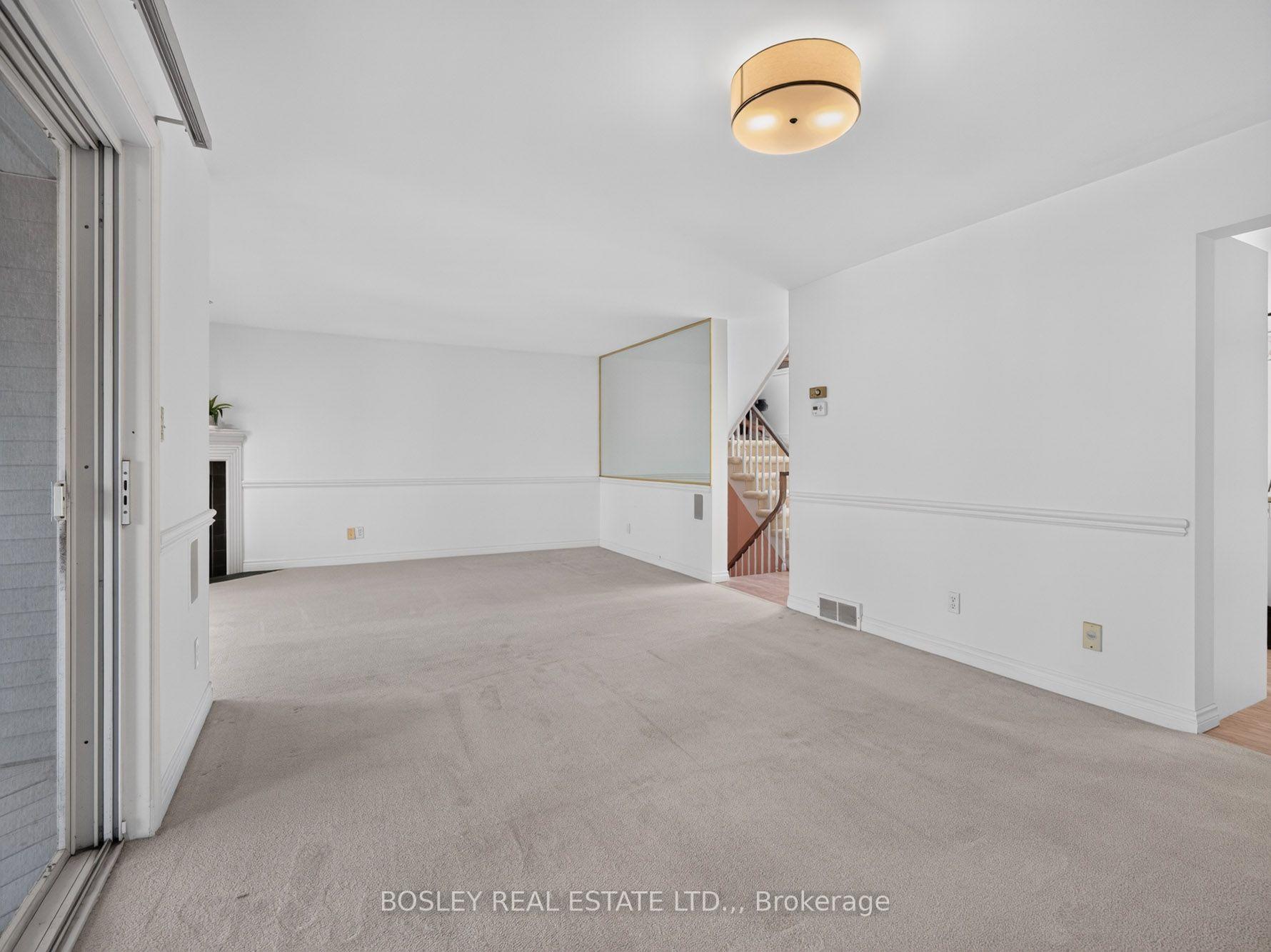 Photo 13 of Unit 18, 3 Lakeside Drive, St. Catharines, Port Weller — HOMEH