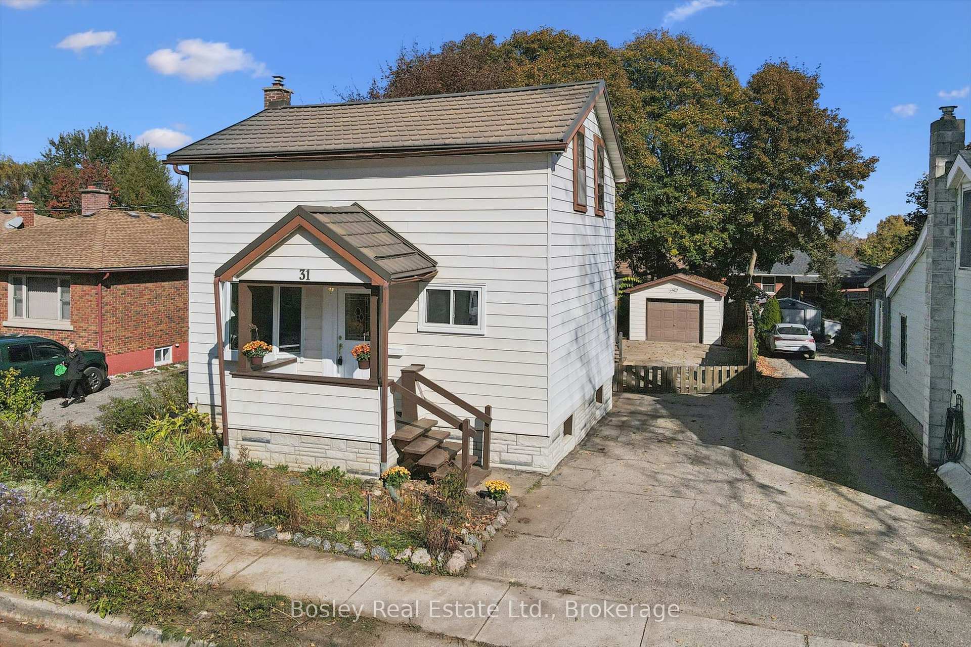 Photo 1 of 31 Jane St Street, Guelph, St. George's — HOMEH