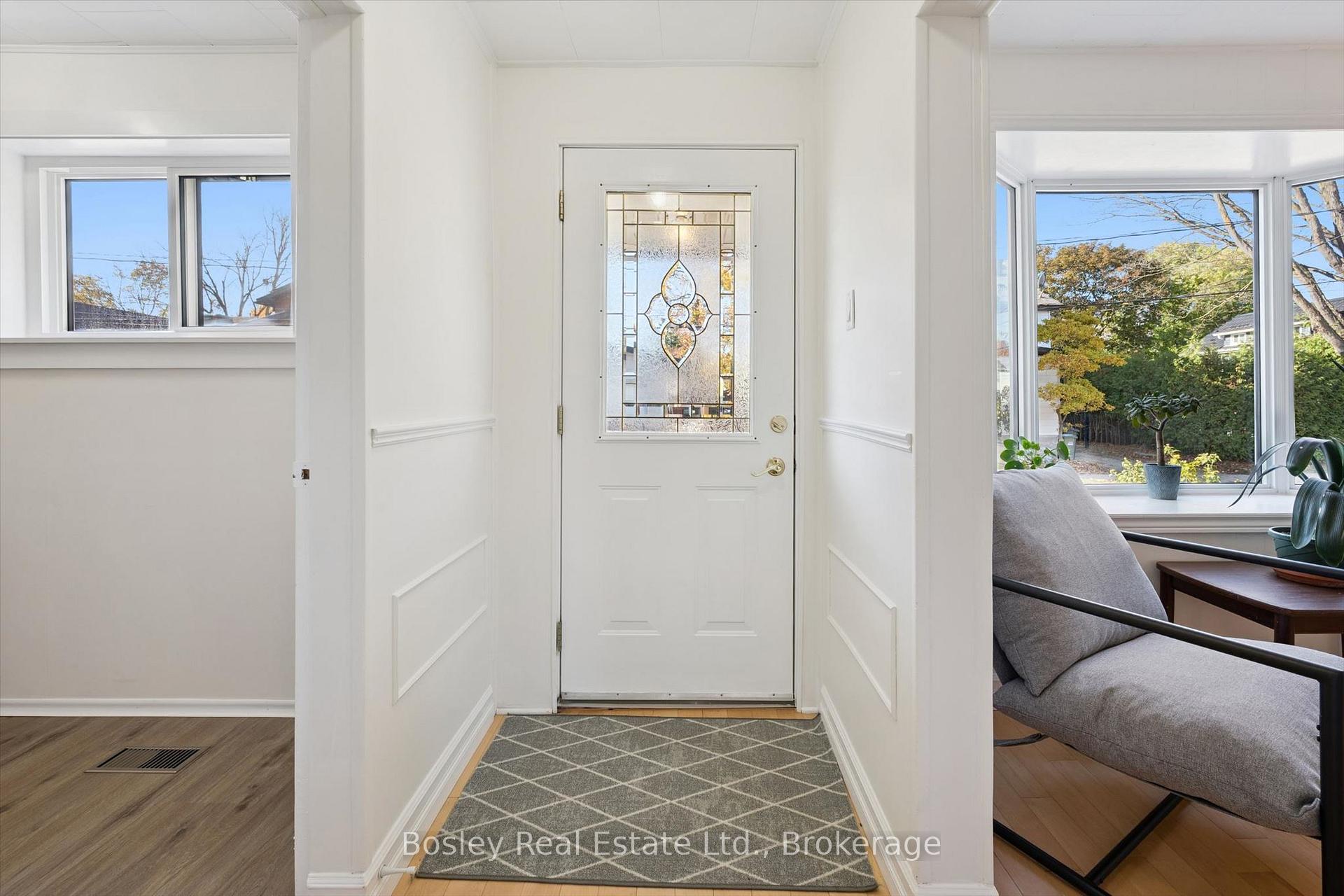 Photo 6 of 31 Jane St Street, Guelph, St. George's — HOMEH